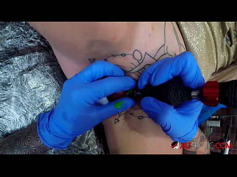 ❤️ Äärimmäisen tatuoitu hottie Sully Savage sai tatuoinnin klitorikseen ️❌ Vittu video at fi.com-porn-kai.ru